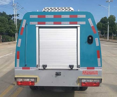 專業(yè)高效，路況守護(hù)者——程力虹宇牌HYS5030TYHE6型路面養(yǎng)護(hù)車解析